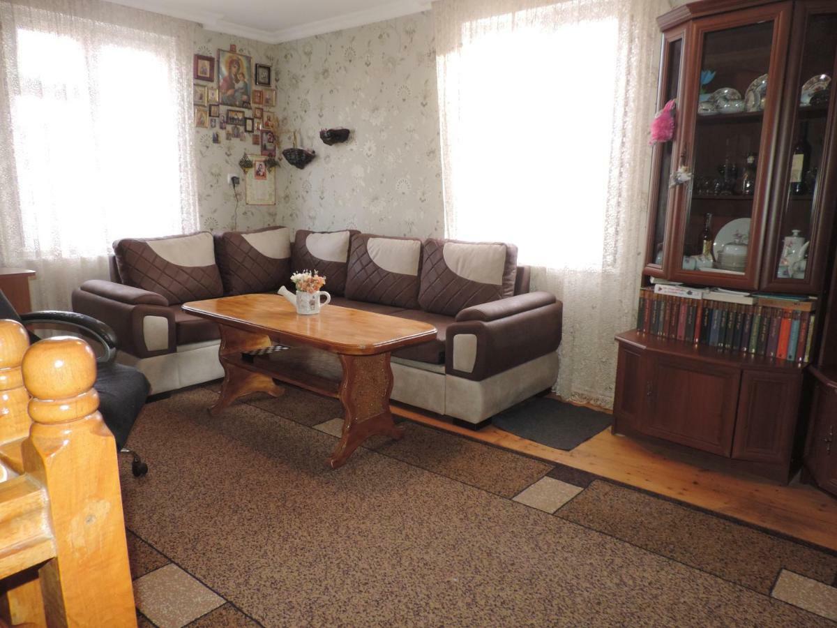Host Family Hotel Akhaltsikhe  Eksteriør billede